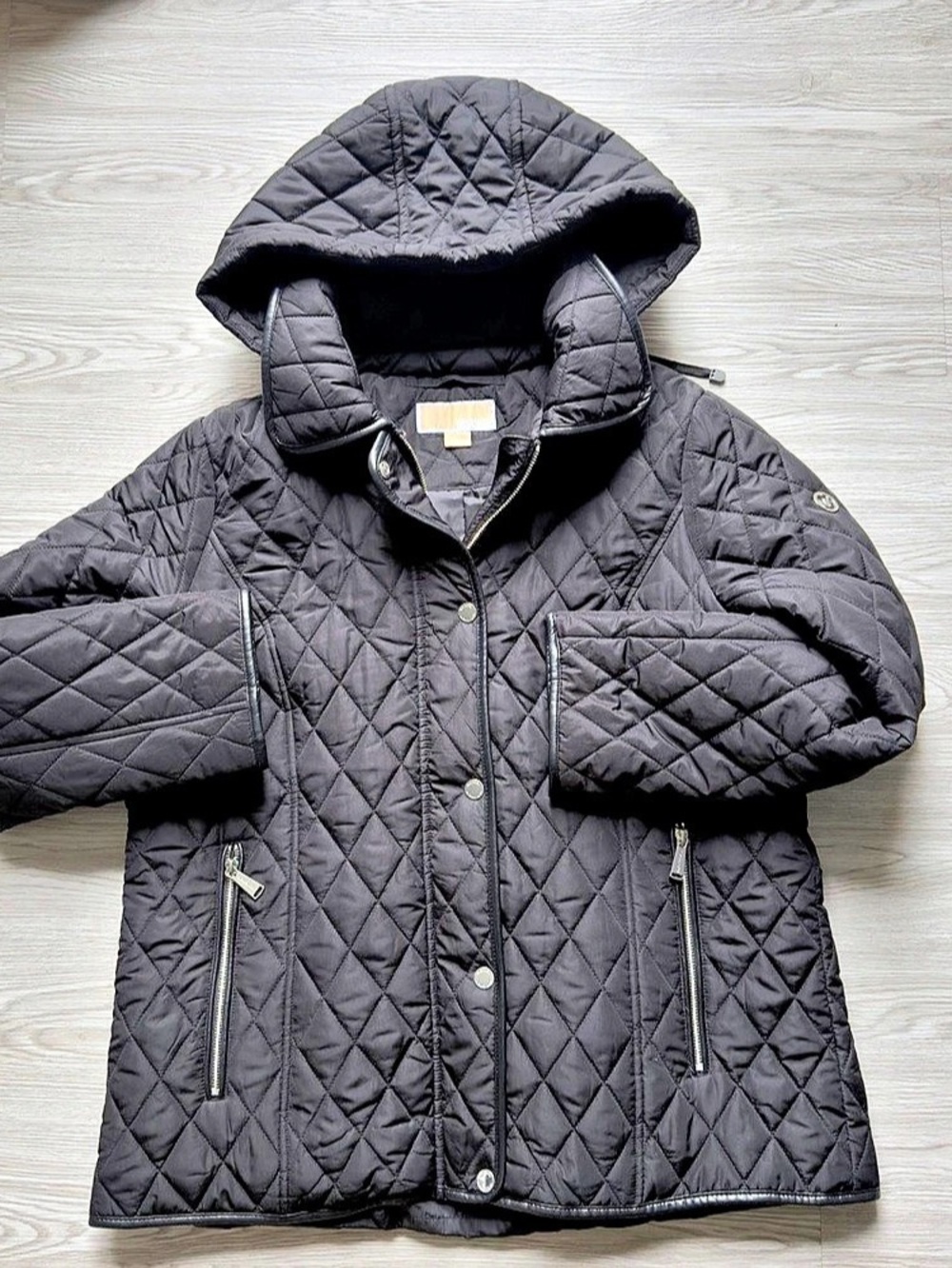 Michael Kors Quilted Hooded Jacket in Black XL Like New